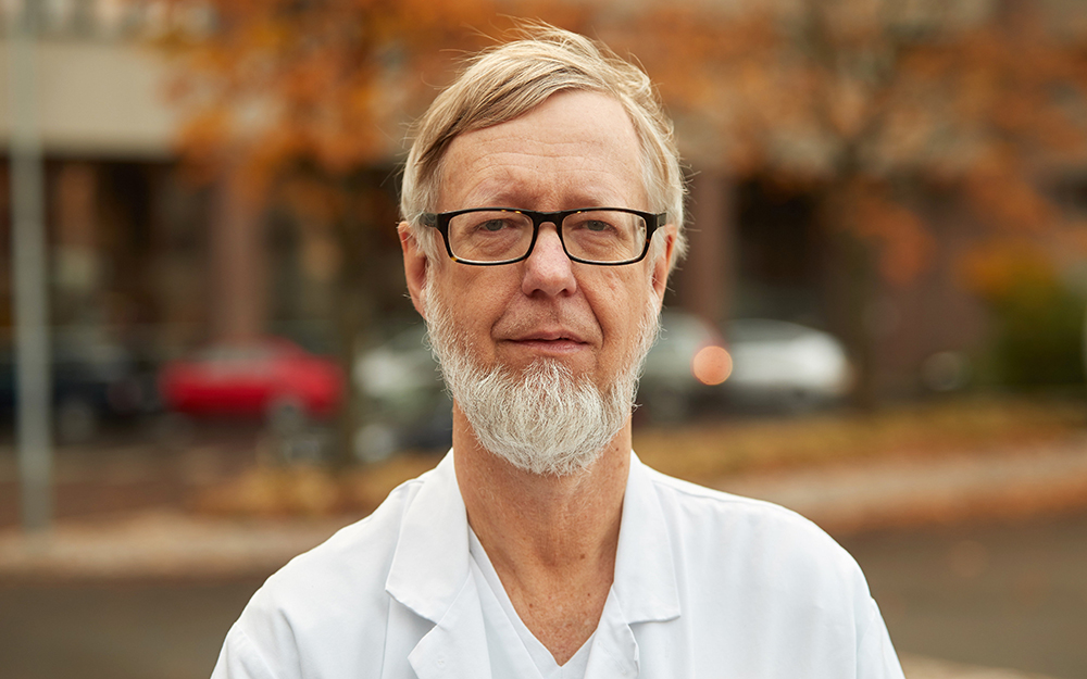 Ronny Öhman, överläkare i lungmedicin vid Skånes universitetssjukhus. Foto: Andreas Hillergren