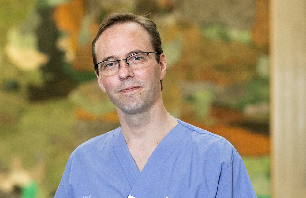 Simon Ekman, professor och överläkare på Lungonkologiskt centrum på Karolinska universitetssjukhuset. Foto: Gonzalo Irigoyen